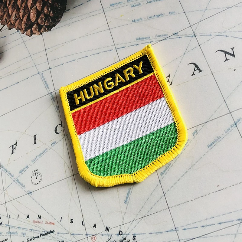 Węgry flaga narodowa łaty do haftu odznaka tarcza i kwadratowe szpilki jeden zestaw na tkaninie opaska dekoracja plecaka