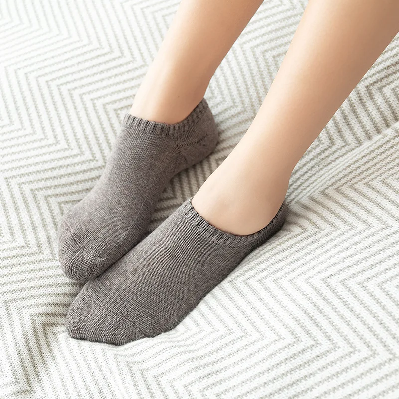 3 Pairs Autumn winter women's boat socks female terry thick invisible socks ladies silicone non-slip warm women cotton socks new