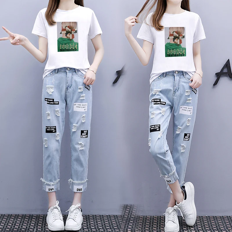 

Модная хлопковая футболка с короткими рукавами и мультяшным принтом + джинсы, комплекты из 2 предметов, новый летний повседневный женский джинсовый брючный костюм с дырками Y80