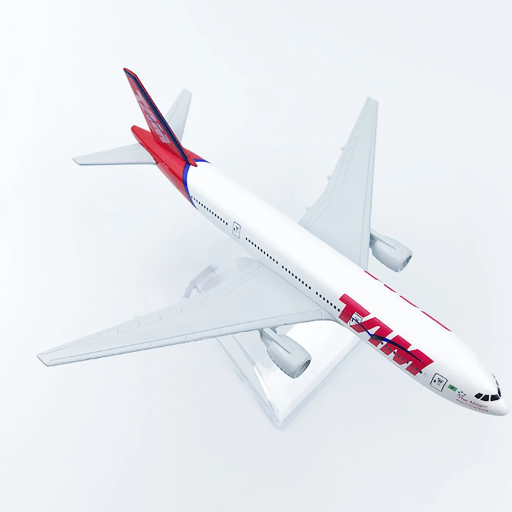 Skala 1/400 Pesawat Aloi Boeing 777 TAM Airlines 16Cm Pesawat B777 Model Mainan Dekorasi Anak-anak Anak-anak Hadiah untuk Koleksi