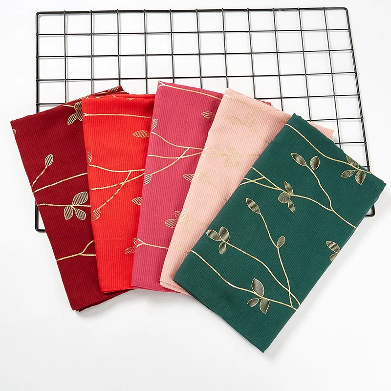 2019 New Cotton Leaf Print Gold Foil Scarves Shawls Women Muslim Luxury Headband Scarf Muffler Hijab 16 Color Free Shipping