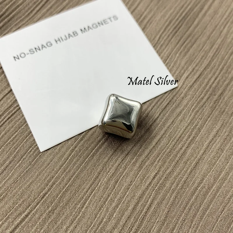 1Pcs Safe Hijab Magnet Brooch Strong Metal Plating Magnetic Muslim Scarf Hijab Clips No Hole Pin Shawl Buckle Brooches for Women