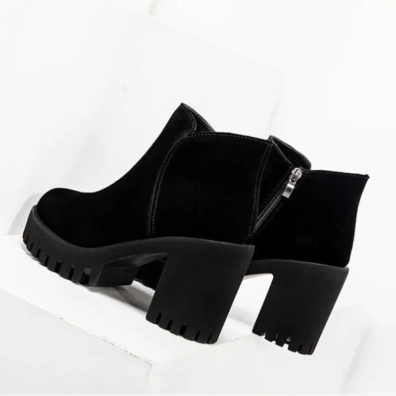 Autumn and Winter New THICK HEEL ANKLE BOOTS BLACK HIGH HEEL Short Boots Thick Heel Women\'s Boots and Velvet Thick Boots