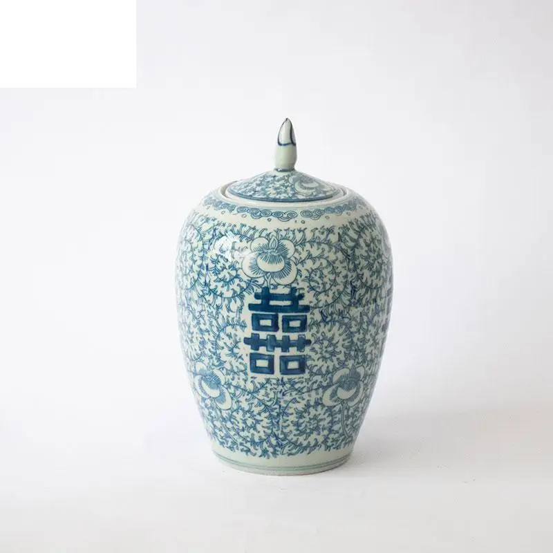 

Jingdezhen Ceramic Antique Blue And White Porcelain Vase Chinese Ginger jar vase