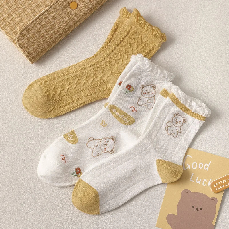 

The New Women Cotton Middle Tube Socks Spring Summer Fashion Cute Bear Cartoon Socks Sweet Crimping Comfortable And Breathable