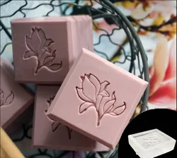 Squisito timbro di sapone acrilico, fiore di rosa, bellissimo stile di piante, sigillo fatto a mano, naturale per i capi di produzione di sapone