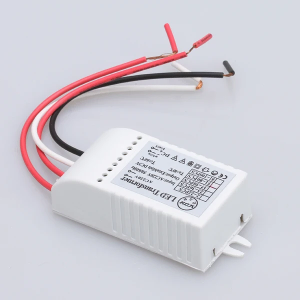Driver Suplai Daya Transformer LED 220V Input untuk Bola Lampu LED