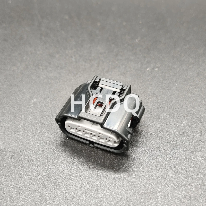 Carcasa de enchufe y conector hembra para automóvil, suministro original, disponible, 10 piezas, 6189-7100