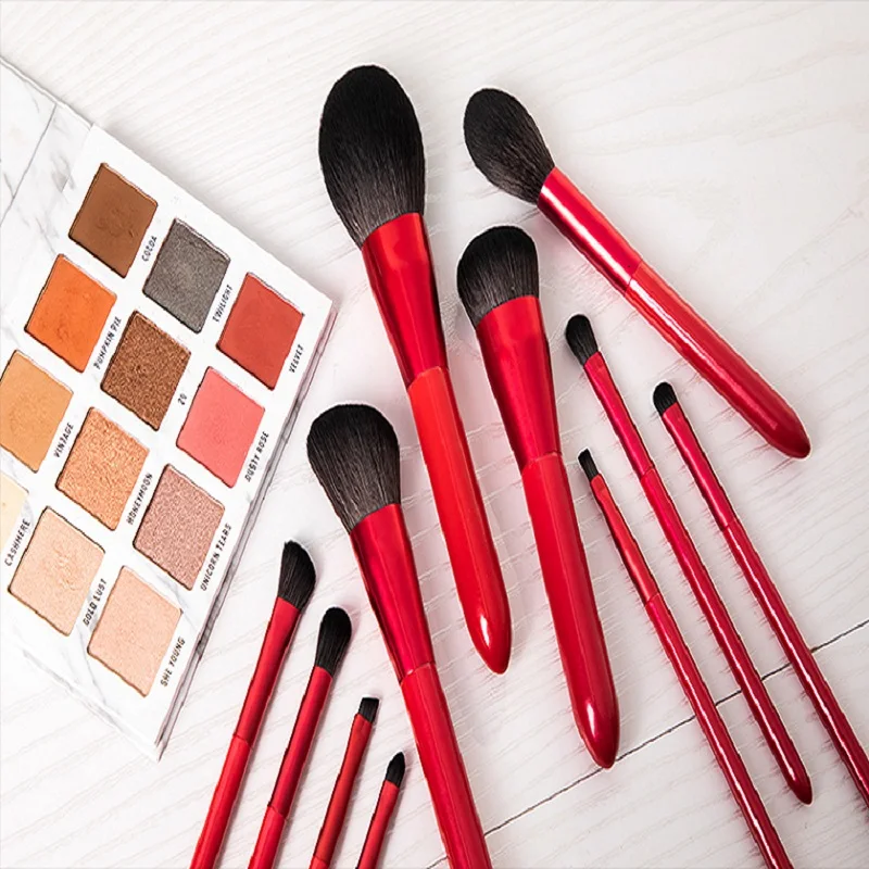 Shinedo Christmas Red 11pcs Professional Eye Shadow Makeup Brush Kits Eyeshadow Kabuki Eyeliner Blending Eyebrow Synthetic Hair