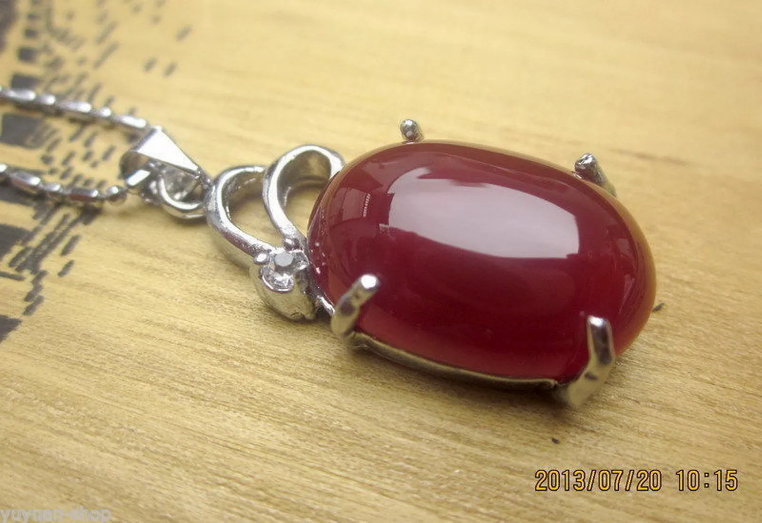 Wholesale Asian Style Inlay Natural Red Jade Jewelry Pendant Necklace