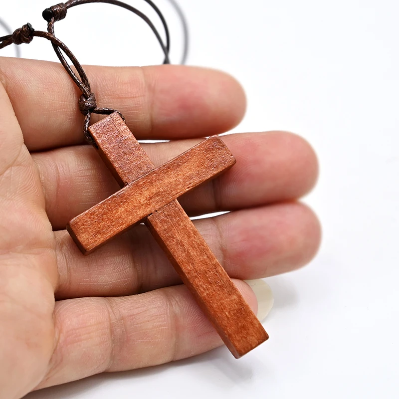 MX001 Catholic Cross necklace Jesus Christ pendant Choker Retro Jewelry style Natural wood necklace Wholesale Amulet