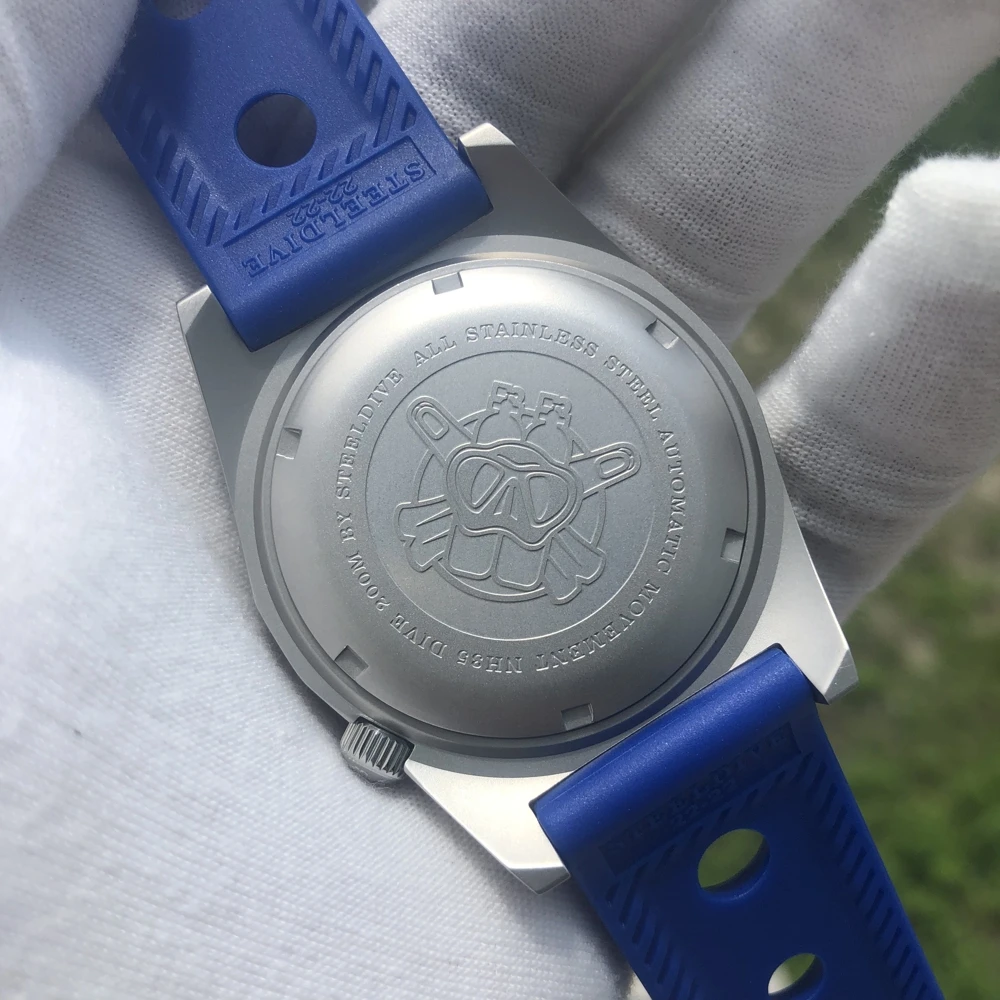 STEELDIVE mens diver wrist watches,mens automatic mechanical watch men's sport dive 200m waterproof Switzerland luminous clock