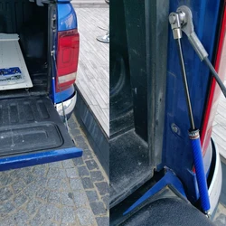 Amortyzator tylnej klapy do Volkswagena VW Amarok 2010-2020 Wolne w dół amortyzatorów gazowych Łatwe podnoszenie Wsparcie Amortyzator Ramiona drążka