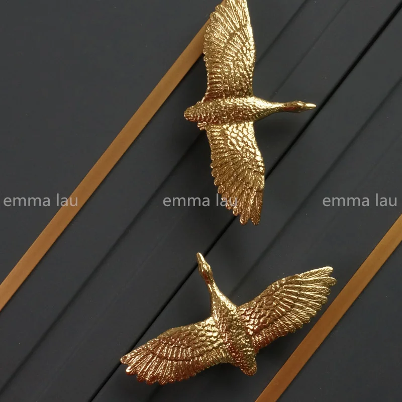 New Wild Goose Shape Cabinet Door Handle Solid Brass Single Hole Drawer Knob Wardrobe Cupboard Golden Furniture Pulls