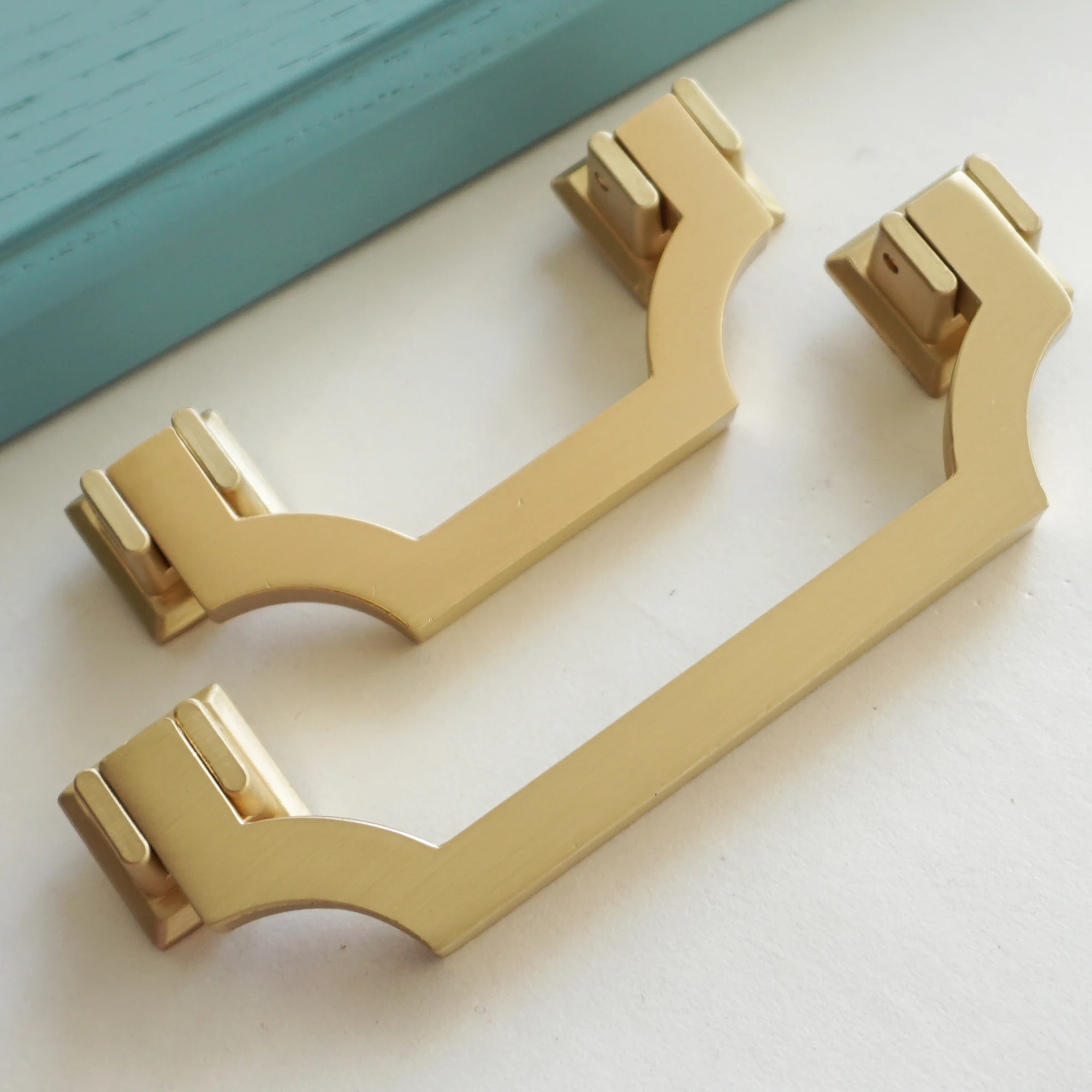 1 PC Brushed Gold Bedside Cabinet Handles Wardrobe Kitchen Cupboard Door Pulls Modern Minimalism Furniture Hardware