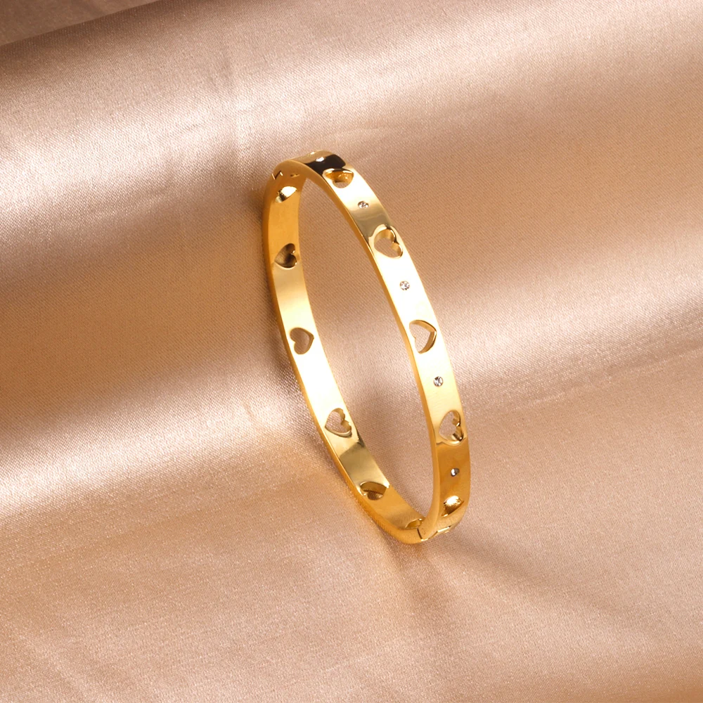 LUXUSTEEL Pulseras Mujer Braclets For Women Stainless Steel Hollow Out Heart Cuff Bangles Bracelets Christmas Party