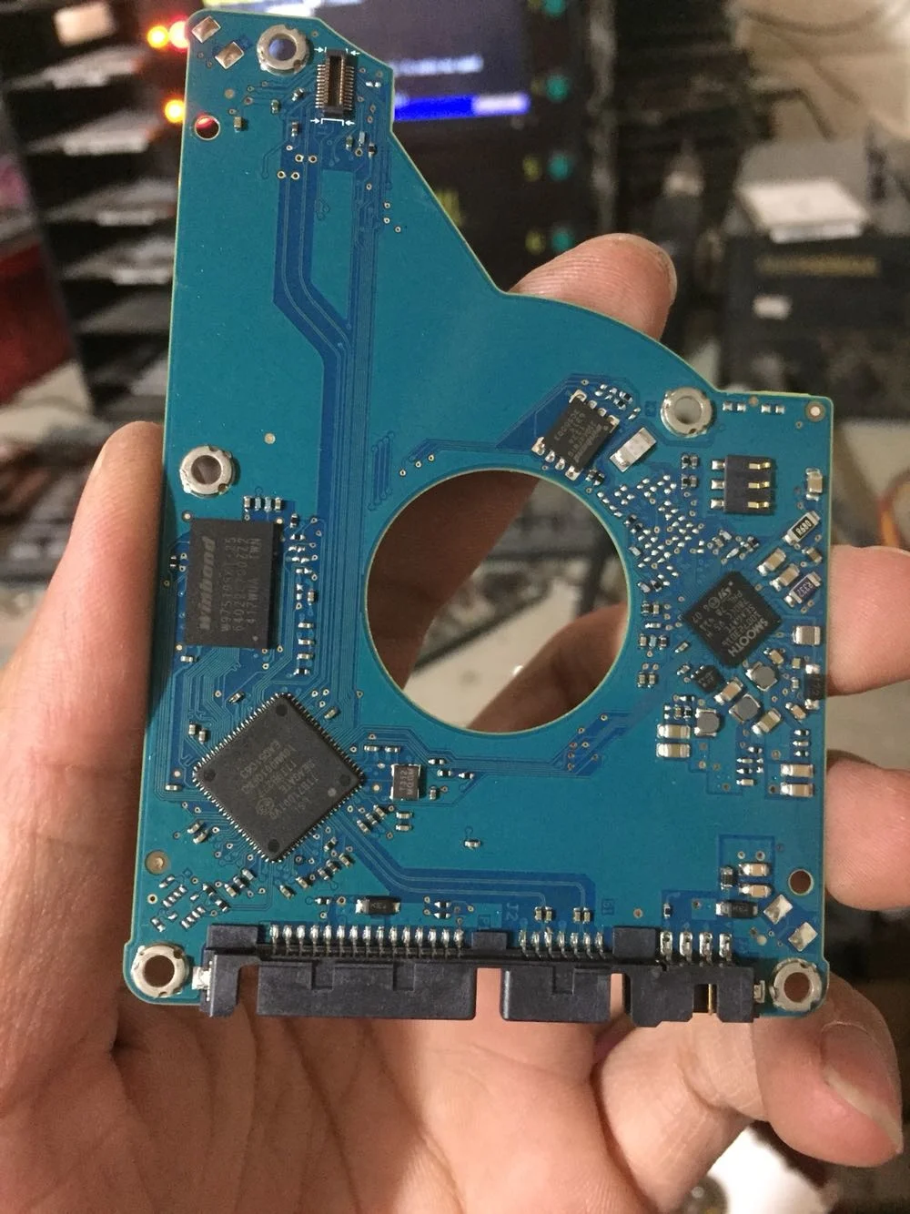 100740643 REV A envío gratis, disco duro 100% Original HDD PCB circuito borad 100740643 REV A