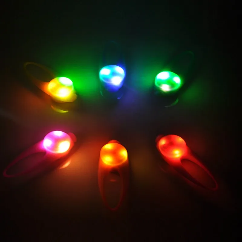 2021 Pet Dog Collar New Outdoor LED Luminous Silicone Pendants Chandelier For Pet Dogs Night Safey Walking Supply Collars Lights