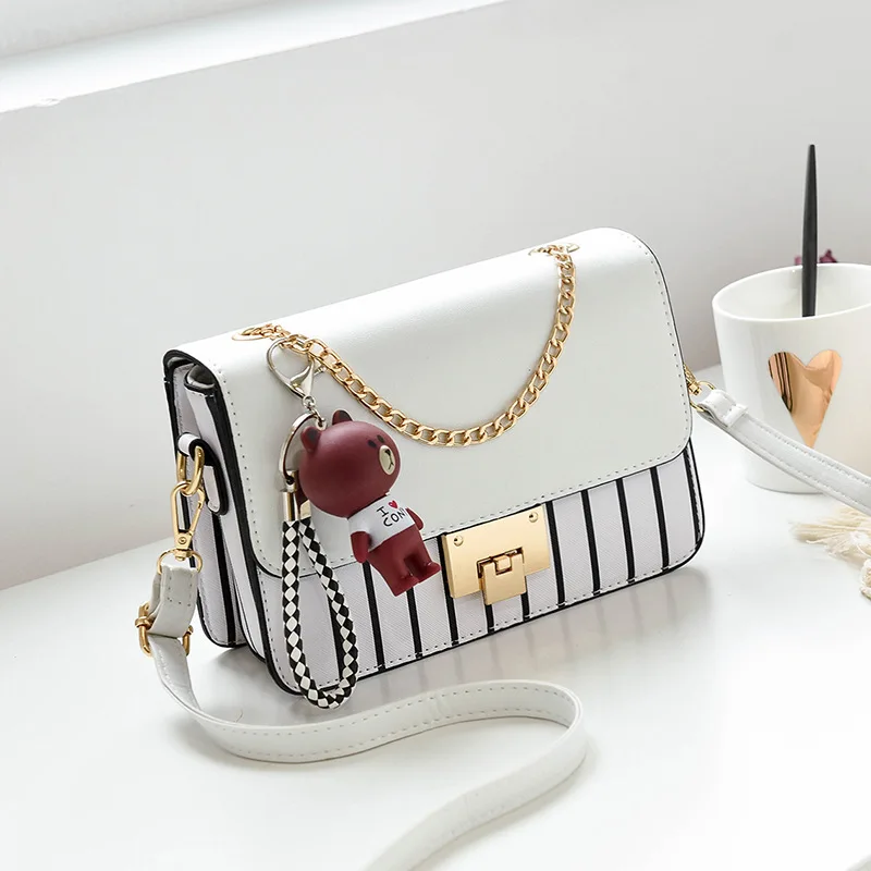 Small bag female 2021 new trendy female bag Korean version of fresh and small fragrance fashion one-shoulder messenger