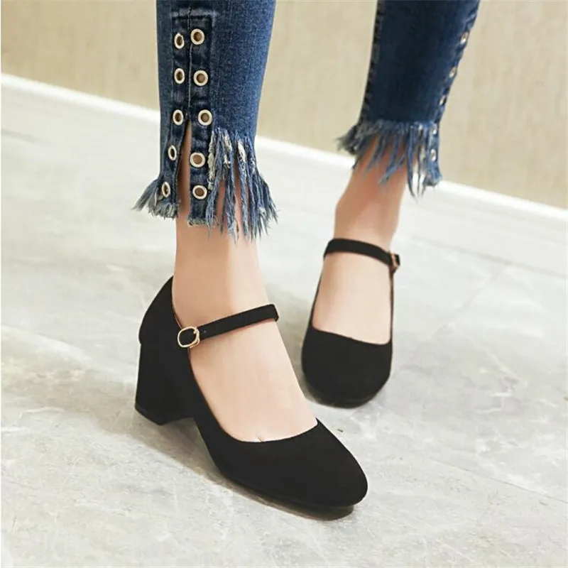 Girls Shoes New Women Pumps Solid Buckle Round Toe Lolita Shoes Square Heel Wedding Party Shoes Ladies High Heel Shoe Plus Size