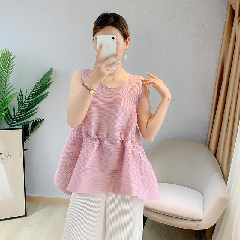 

Tank Tops For Women Summer 2022 New Round Neck Sleeveless Solid Colour Loose Stretch Miyake Pleated Drawstring Tee Tops Female