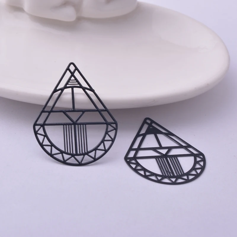 30 Stück AB6209 27*35mm Dreieck-Anhänger Geometrie-Anhänger DIY Schmuckherstellung – Detail 2