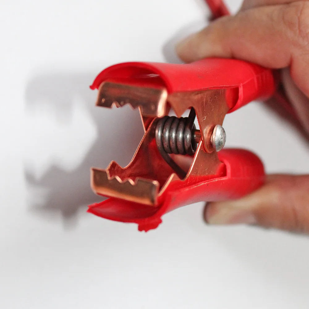 1 คู่ 2.5 มม.โซลาสายทองแดงลวดสีดำและสีแดงพร้อมคลิปจระเข้