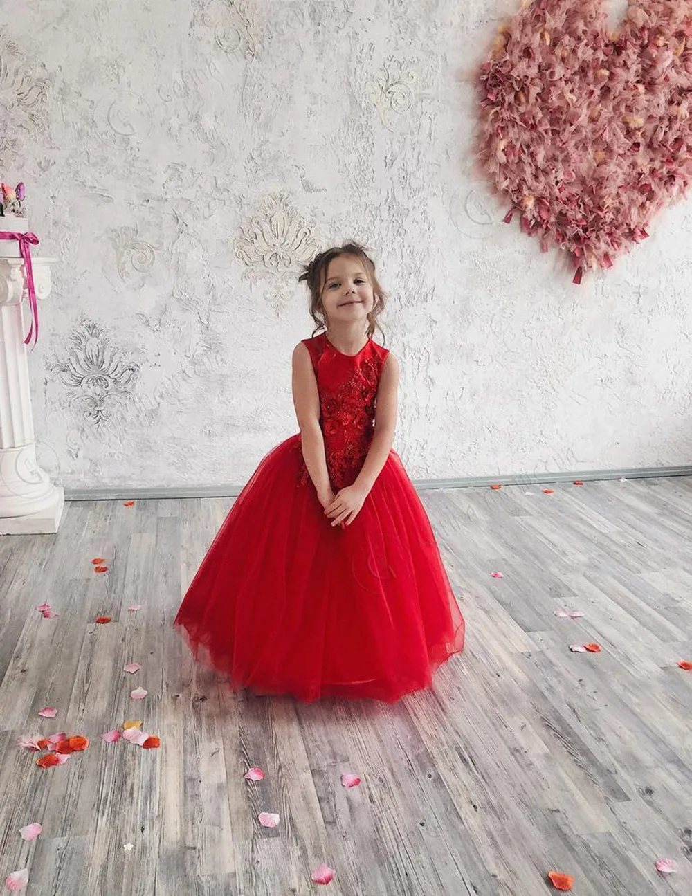 

2022 New Red Girl's Pageant Dresses Lace Up Appliqued Girls Birthday Party Gowns Custom Made Beaded Flower Girl Dress