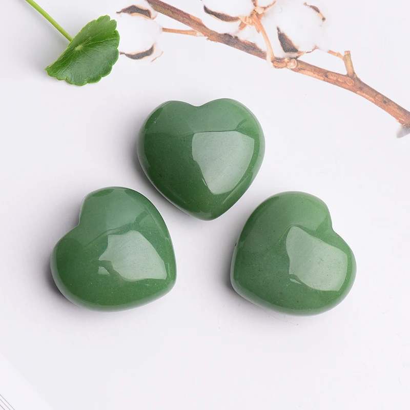 Natural Dongling jade Heart Shaped Stone Mini Crystal Polished Healing Decoration Aling Gems DIY Couples Souvenir Gifts