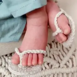 Mini Chanclas de ganchillo de Color sólido para bebé recién nacido, zapatillas infantiles, accesorios para fotos, lindo accesorio de decoración para sesión de fotos infantil