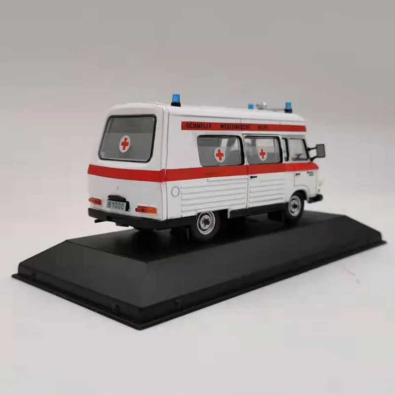 1/43 ATLAS 1/43 Barkas B1000 Diecast Metal Static Car VAN truck Model Toy For Kids Gifts Collection Original Box display