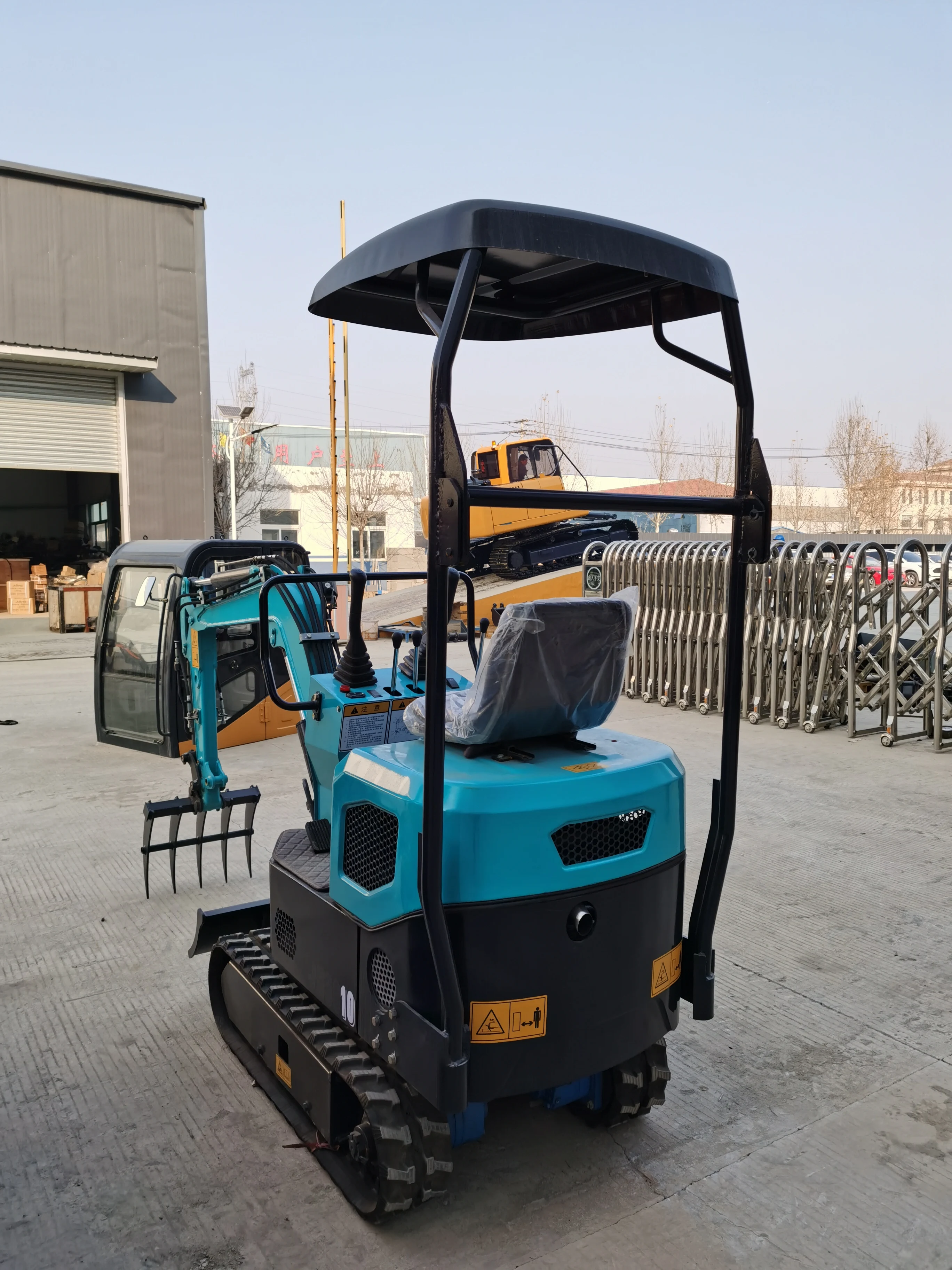Home Used Household Mini Digger Micro Crawler Excavator For Sale SY601