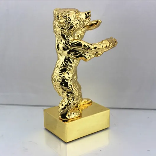 2019 hot sale Berlin golden bear movie trophy  award resin craft souvenir home decoration engraving