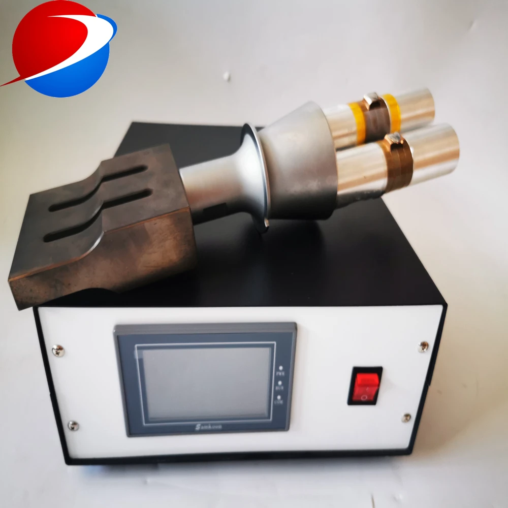 

20K 3200W Ultrasonic Plastic Welding Generator And Transducer And Horn With Accurate And Zero-Clearance Joints