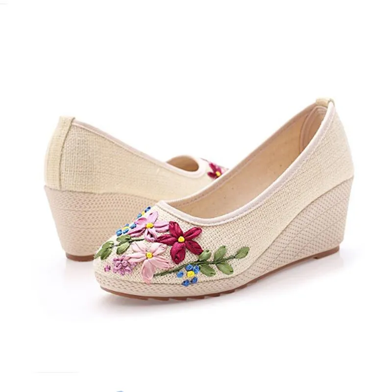 Slip-on Women Cotton Flax Flower Wedge Pumps Round Toe Ethnic High Heel Loafers for Ladies Vintage Dress Shoes Girl Pump Sandals