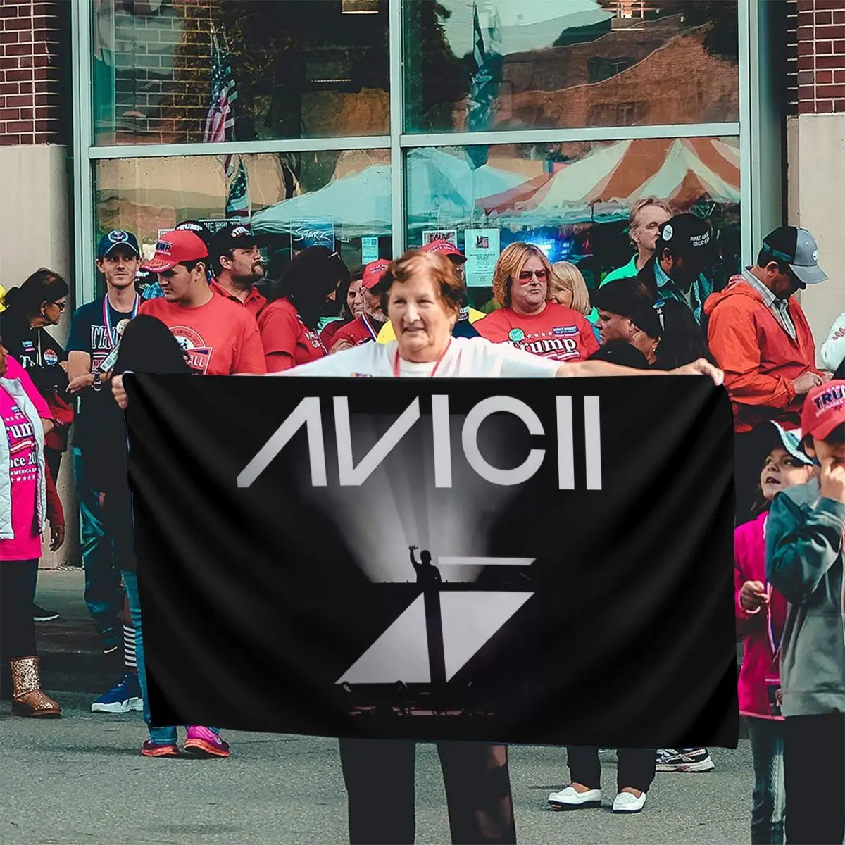 Popular Dj Avicii Promotion Flag for Men and Women, Latest Design, Comfortable, Xs3Xl, New