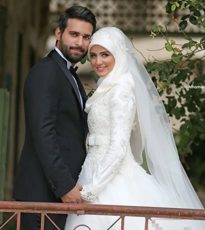 New Arabic Islamic Muslim A Line Wedding Dresses Lace Winter Bridal Gowns Long Sleeves High Neck Midwest Pakistan vestidos