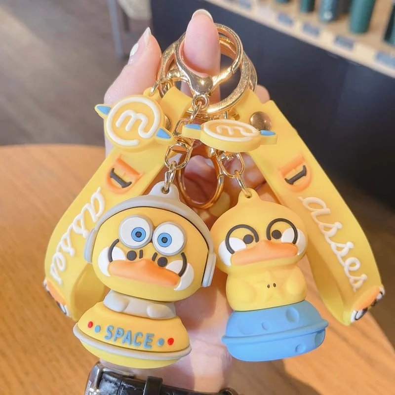 New Creative Cartoon Space Duck Metal Keychain Yellow Little Doll Car Keyring Bag Couple Pendant Soft Lanyard Gift Supply