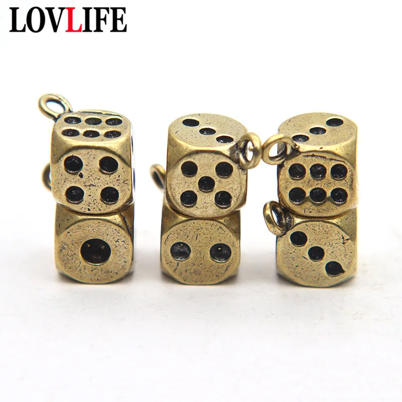 Brass Dice Key Chain Pendants Vintage Punk Men Club Bar Drinking Playing Game Dice Tool Metal Keychain Car Key Ring Hanging Gift