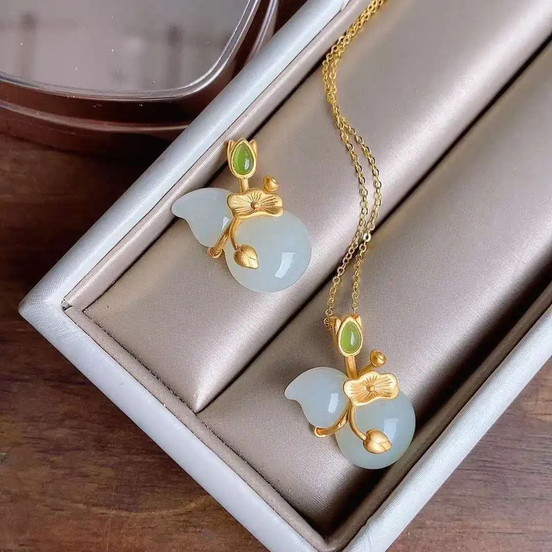 New silver inlaid natural Hetian jade necklace Chinese style retro lotus leaf gourd Pendant Light luxury charm women\'s jewelry