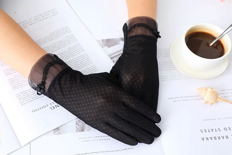 Sexy Summer Women UV Sunscreen Short Sun Screen Pearl Flowers Gloves Thin Ice Silk Lace Touch Screen Viscose Driving Gloves J53