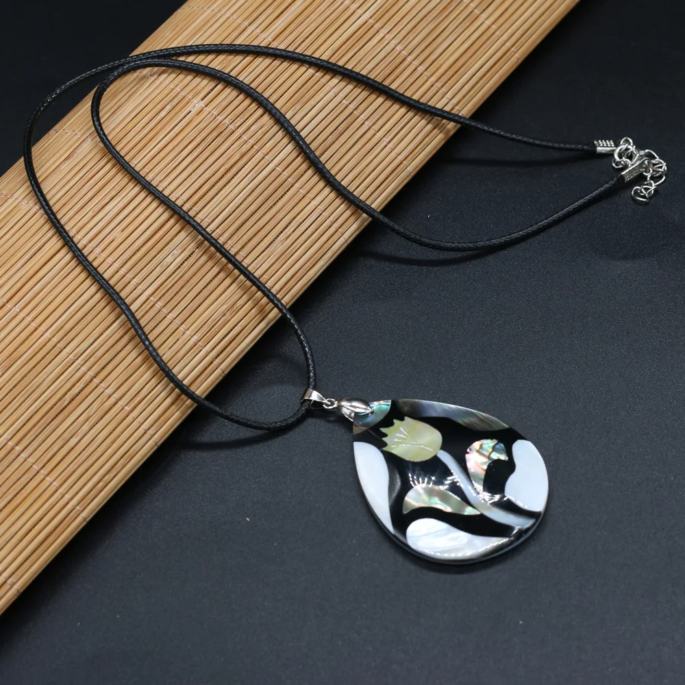 Natural Shell Necklace With Drop-Shaped Rose Flower Pendant Leather Cord 2MM Charms For Elegant Women Love Romantic Gift