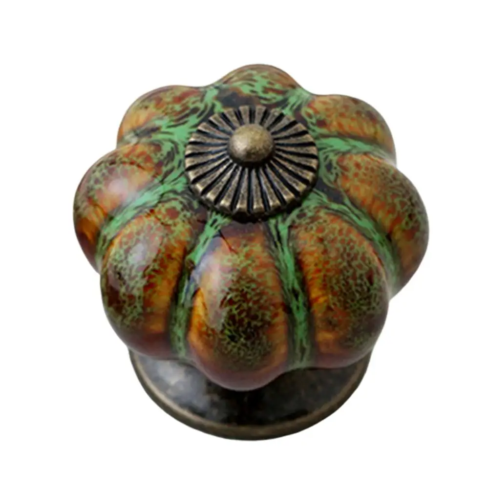 Retro รอบฟักทองรูปร่างเซรามิคตู้ลิ้นชักตู้เสื้อผ้าประตูมือจับ Knob Decor