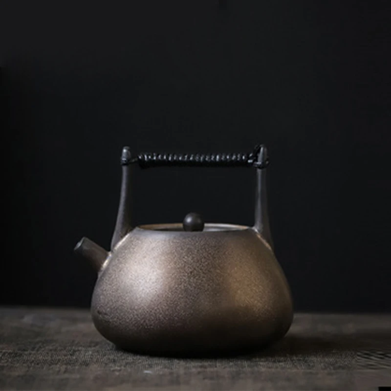 

Japanese-style Ceramic Teapot Retro Beam Pot Kungfu Tea Set Teapot Stoneware Gilt Teapot Oolong Tea Boiling Water Teapot