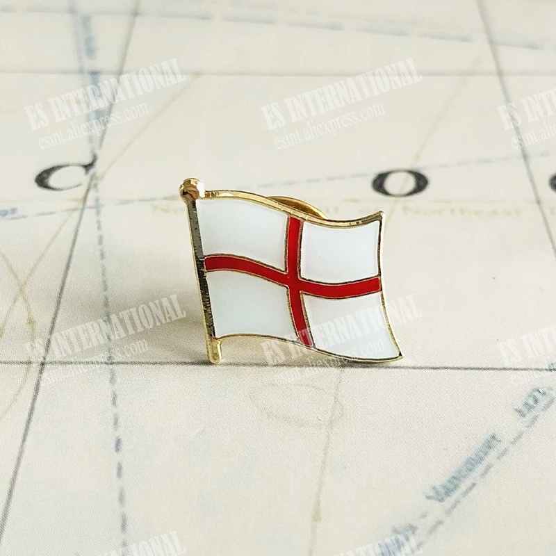 England National Flag Lapel Pins Crystal Epoxy Metal Enamel Badge Paint Brooch Souvenir Suit  Personality  Commemorative Gifts