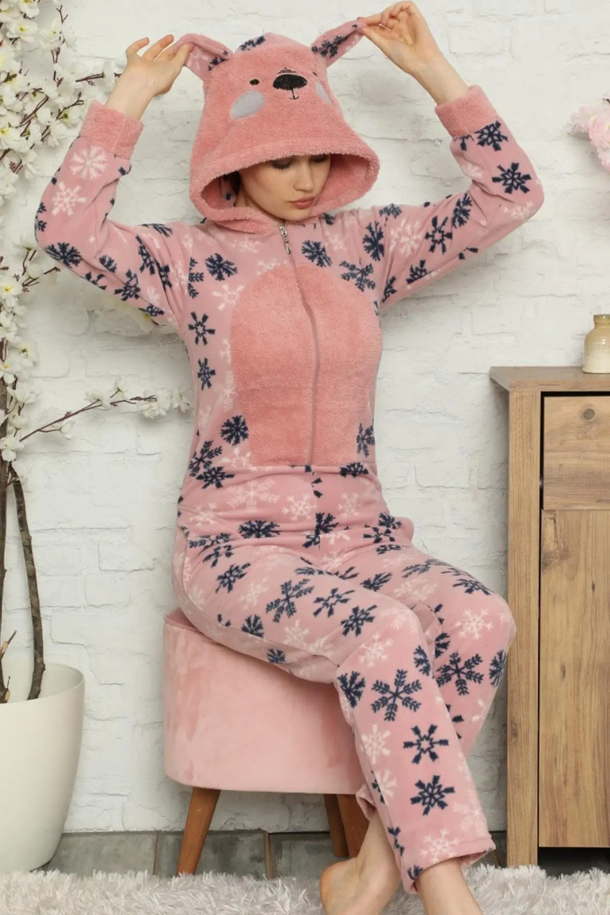 S-L -XL-Women 'S Pink Snowflake Pattern Women 'S Fleece Plush Jumpsuit Sleepwear