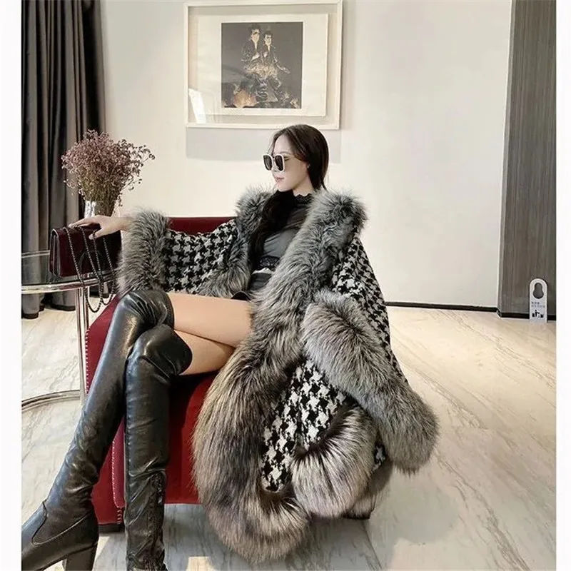 Harajuku Luxury Houndstooth Warm Cloak Coats Women Christmas Winter Fake fur Poncho Korean Plaid Outerwear Fox Fur Shawls Female