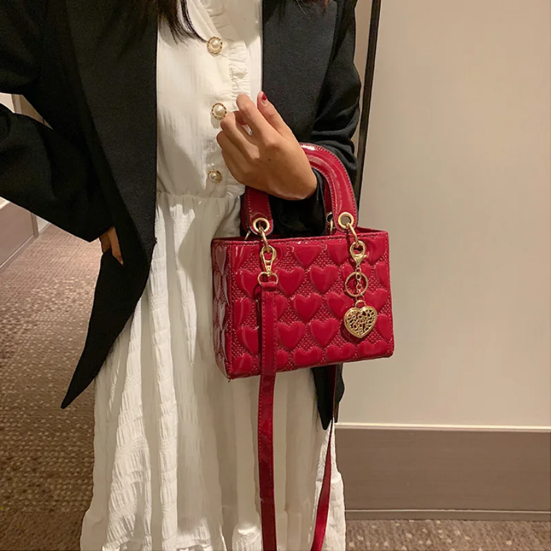 Luxury Brand Handbag Female Famous Designer High Quality Patent Leather Women\'s Tote Bag Peach Heart Shoulder Messenger Bag