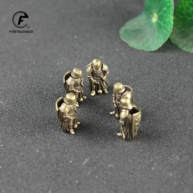 Copper Ancient Empire Warrior Knife Bead Keychain Pendants Vintage Brass Umbrella Rope DIY Hanging Accessories Paracord Jewelry