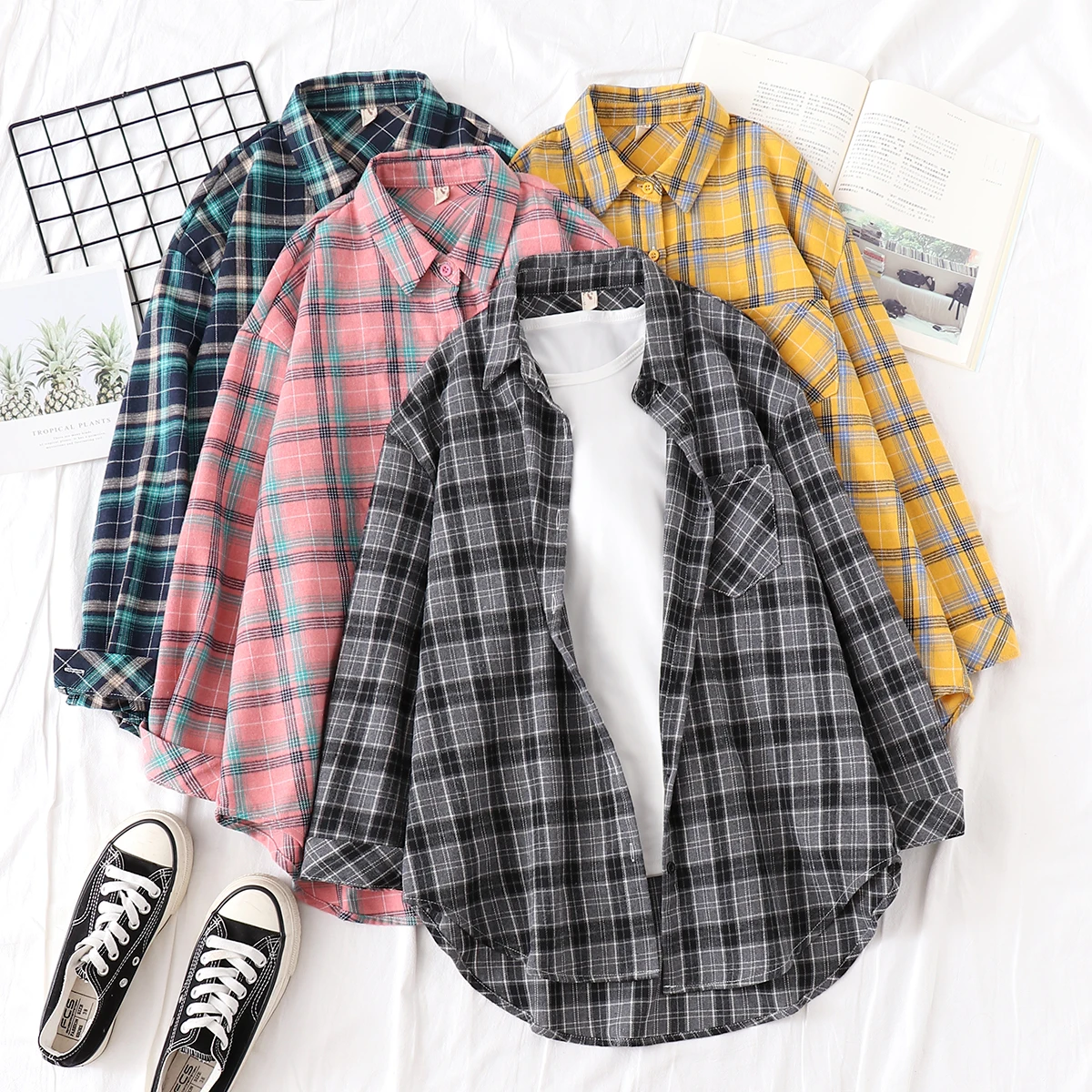 2024 New Cotton Plaid Shirts Women Casual Loose Tops And Blouses Ladies Long Sleeve Large Size One Pocket Blouse Blusas